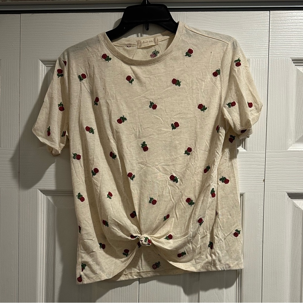 Cream/patterned Altar’d State Shirt